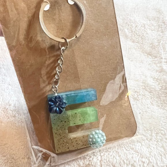 Resin Initial Keychains - Picture 6 of 15